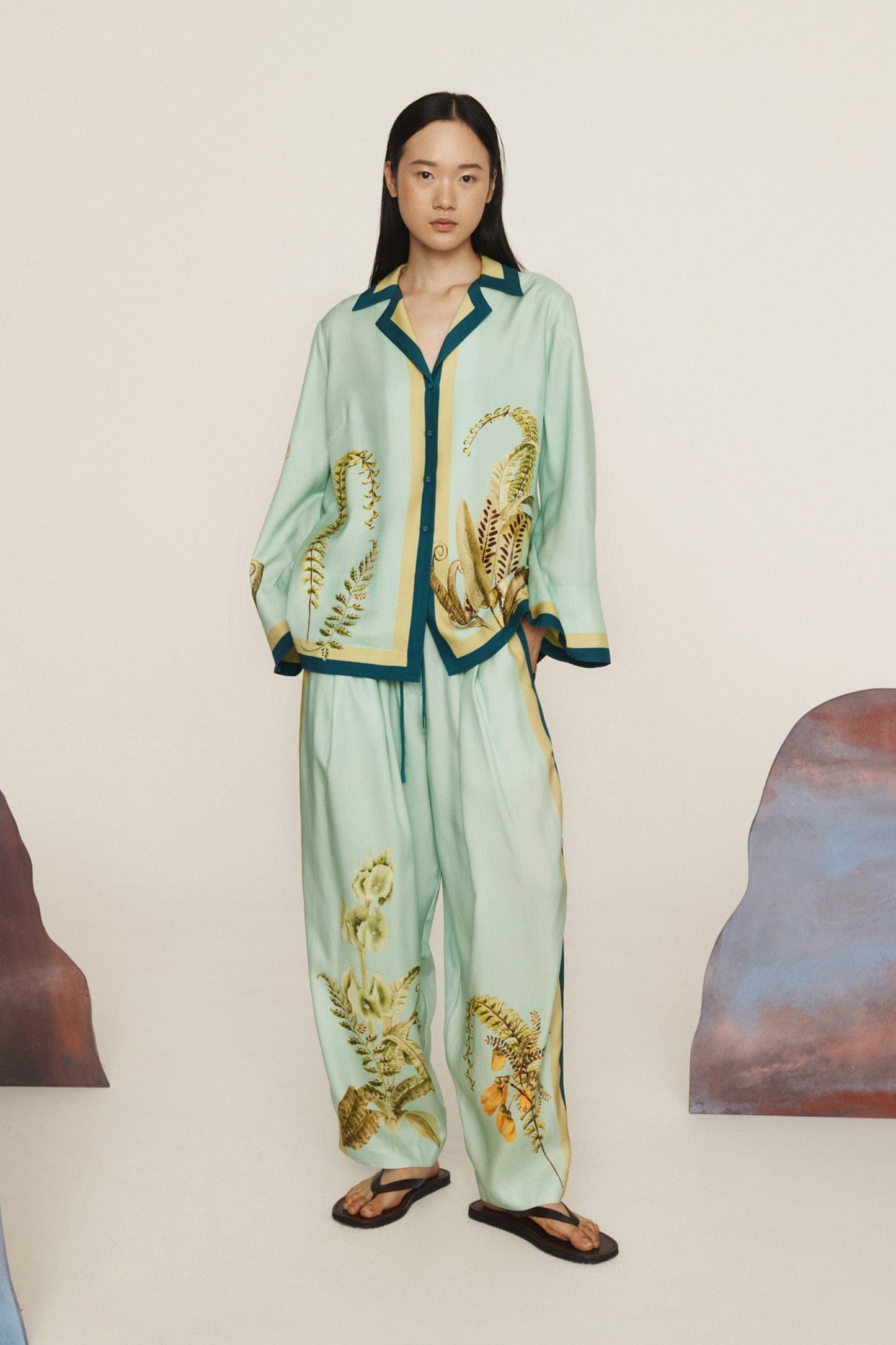 0113 ALÉMAIS
Anita Shirt & Pant Set