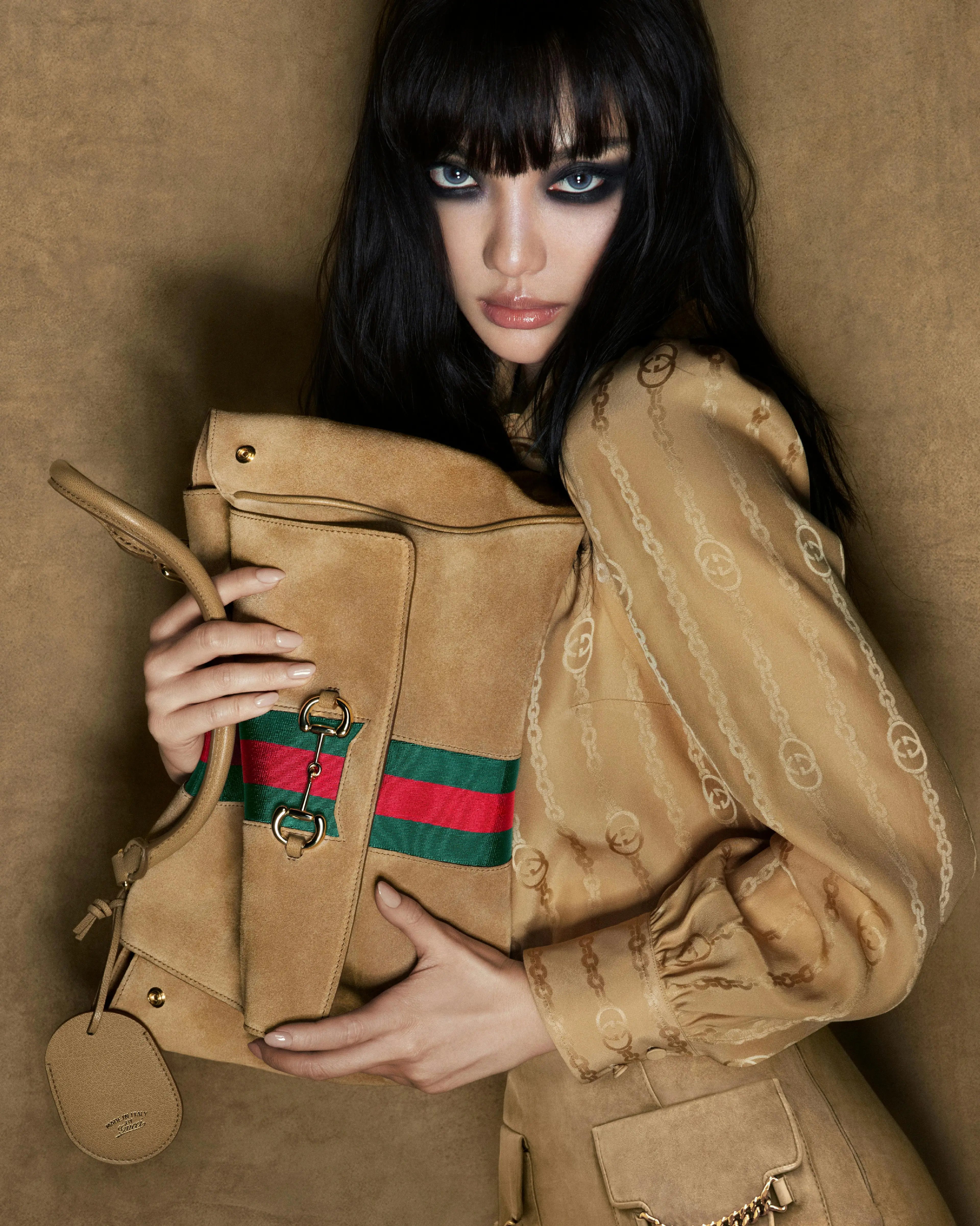 BEAUTY AND THE BAG