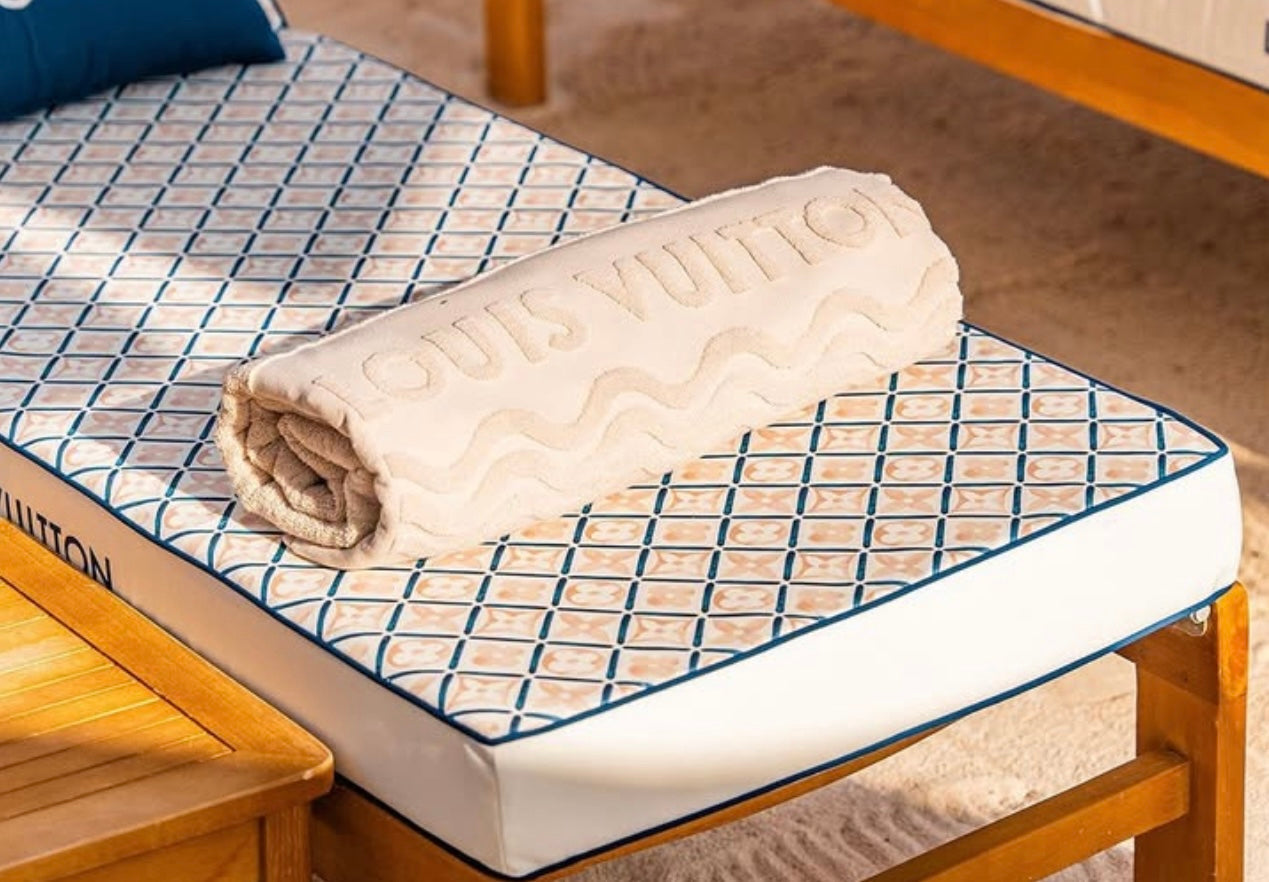 AFTER CAFÉS, LUXURY BRANDS ARE NOW OPENING BEACH CLUBS