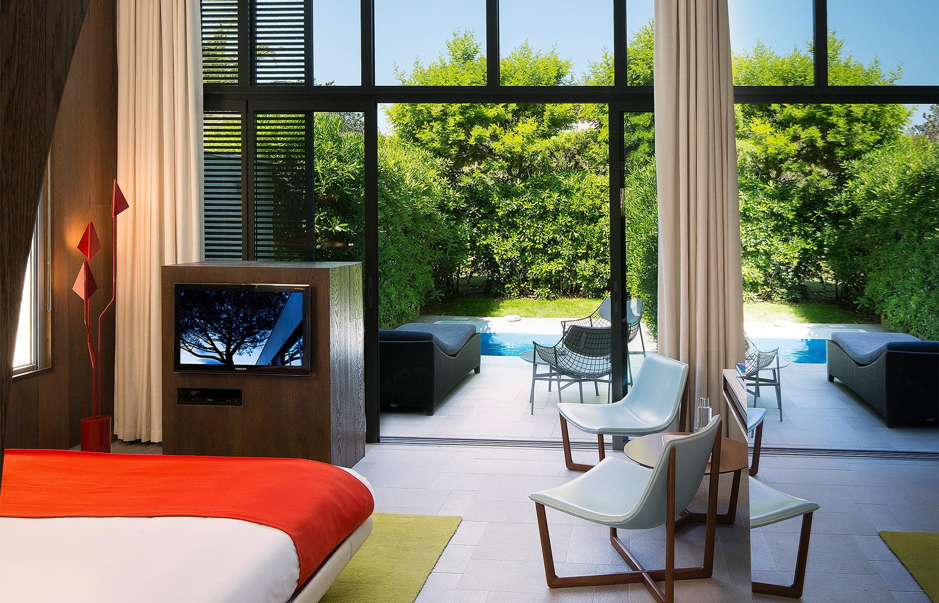 FRENCH RIVIERA    -   Hôtel Sezz Saint-Tropez: The Essence of Contemporary Riviera Luxury