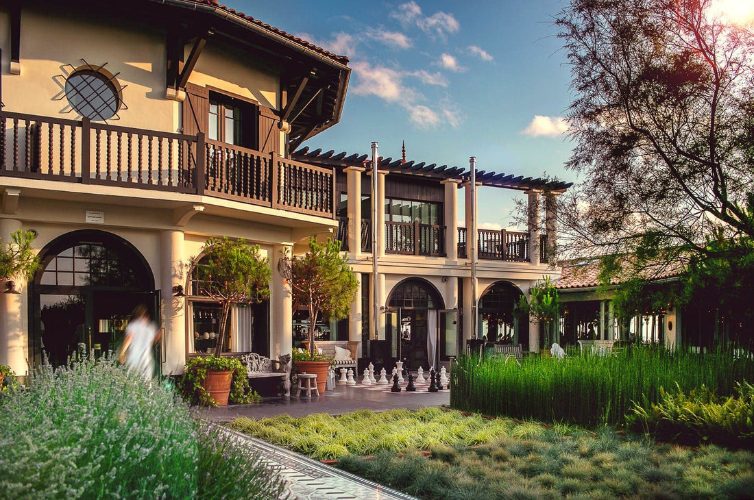 La Co(o)rniche – A Home Between Sky and Dune