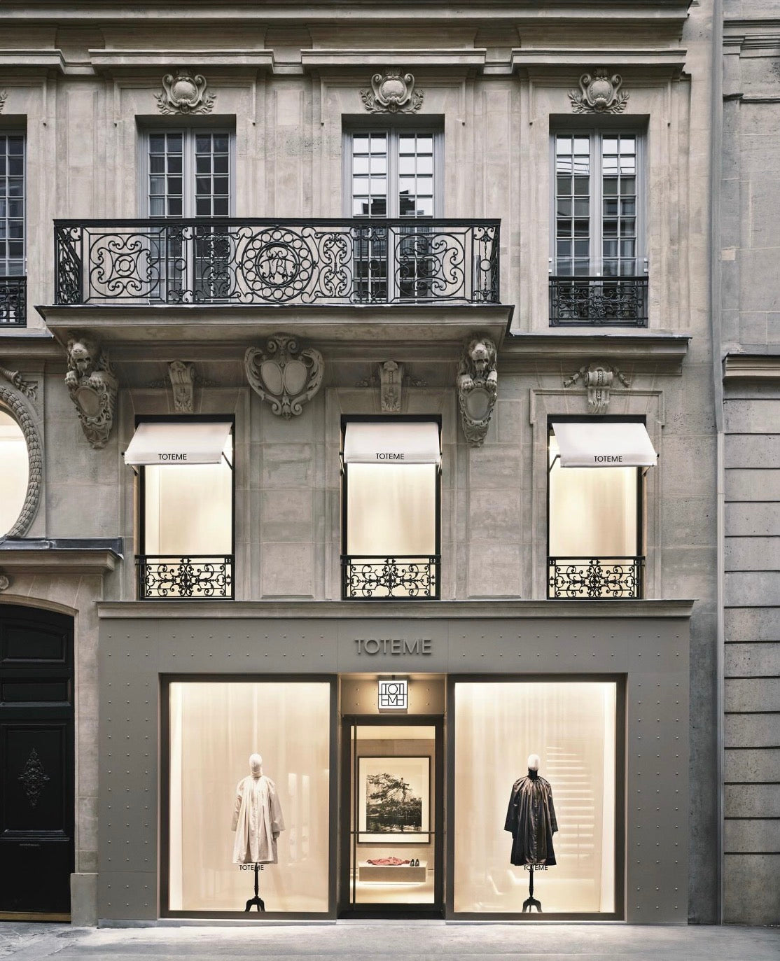 TOTEME Paris: 27 Faubourg Saint-Honoré — A New Temple of Scandinavian Luxury