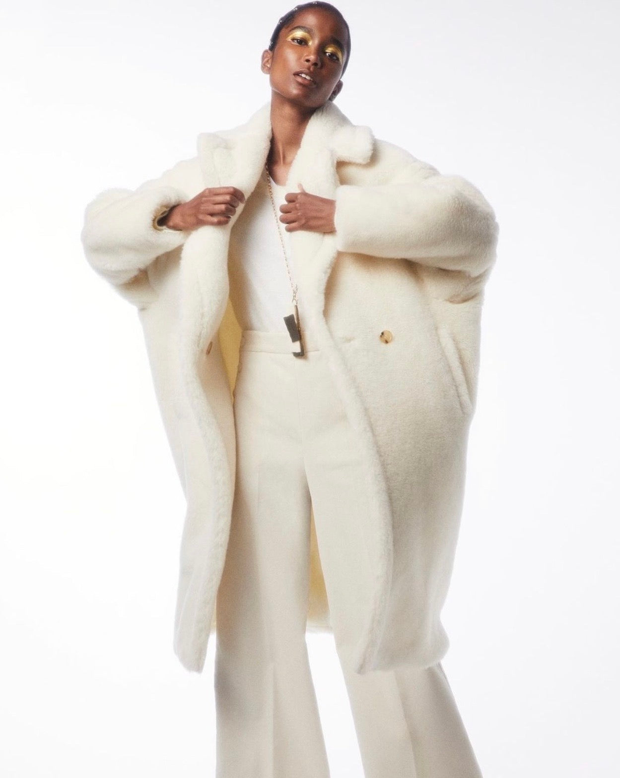 Max Mara Teddy Coat — A Modern Icon of Winter Luxury