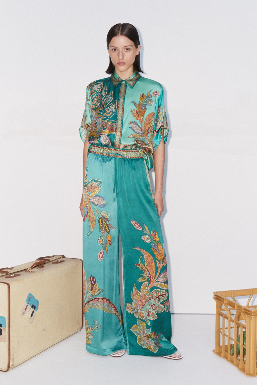 0112 ALÉMAIS

Franca Silk Shirt & Pant Set