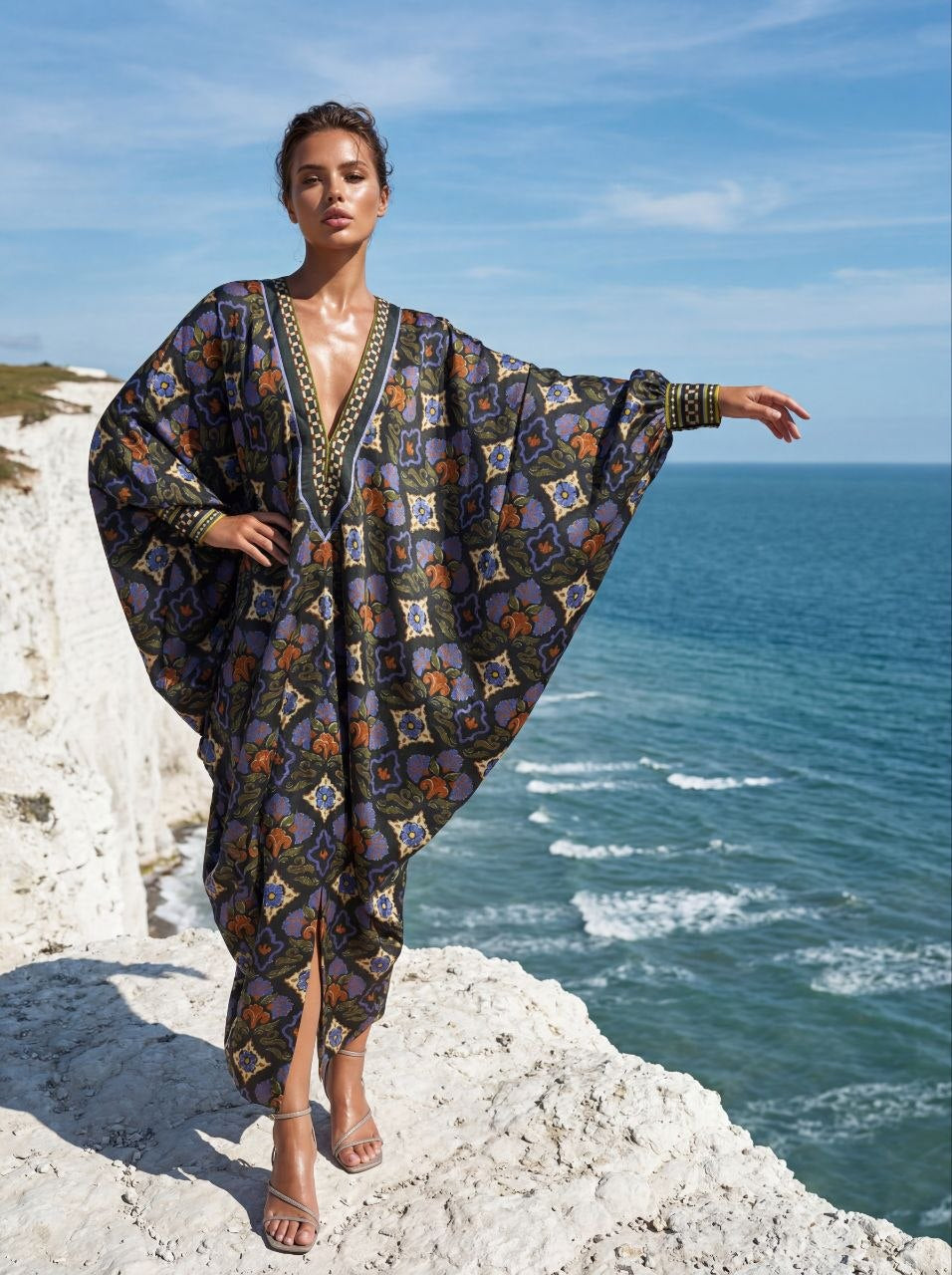 ALÉMAIS – Cece Floral Silk Kaftan