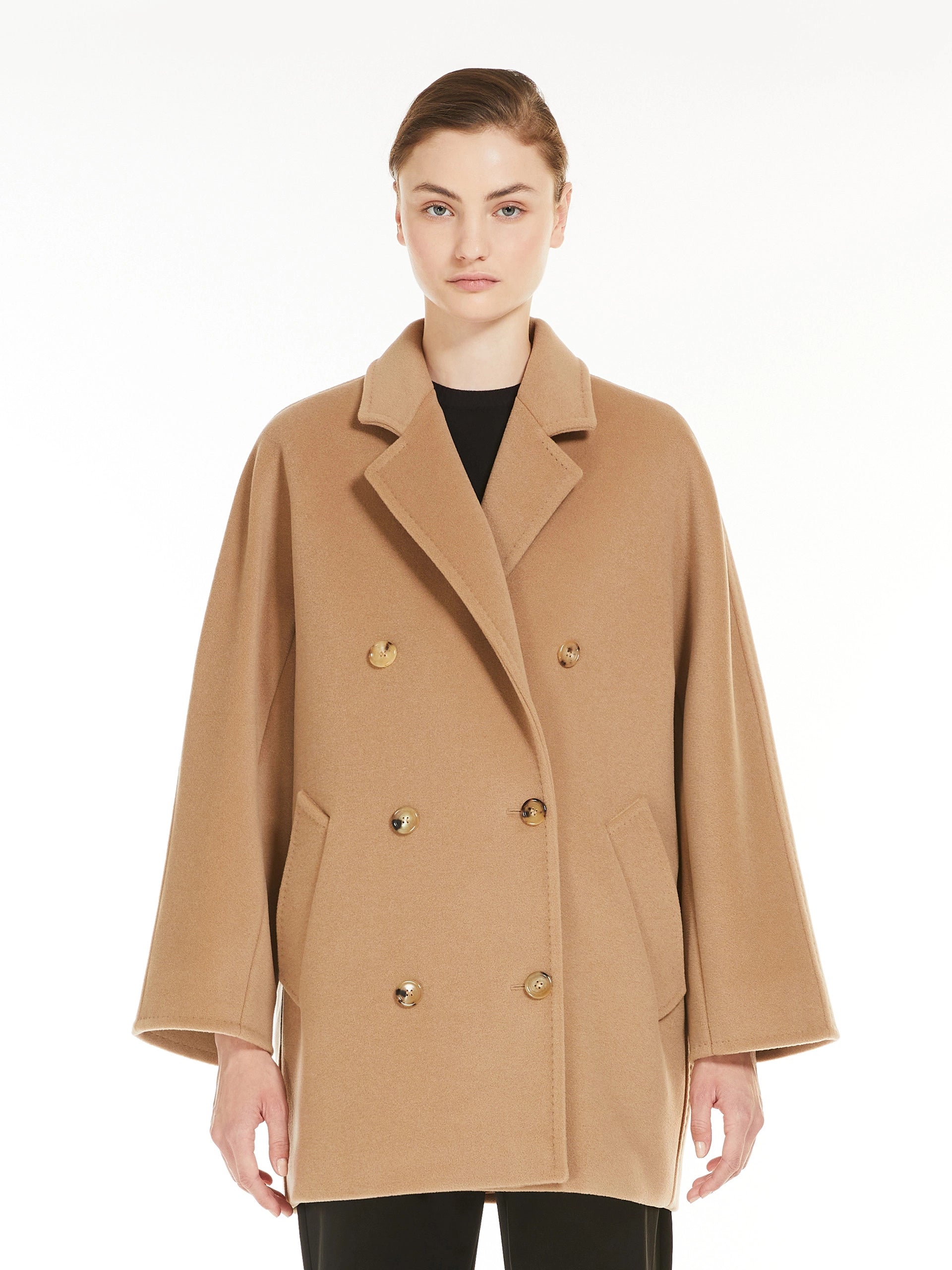 MAX MARA
Short 101801 Icon Coat – Camel