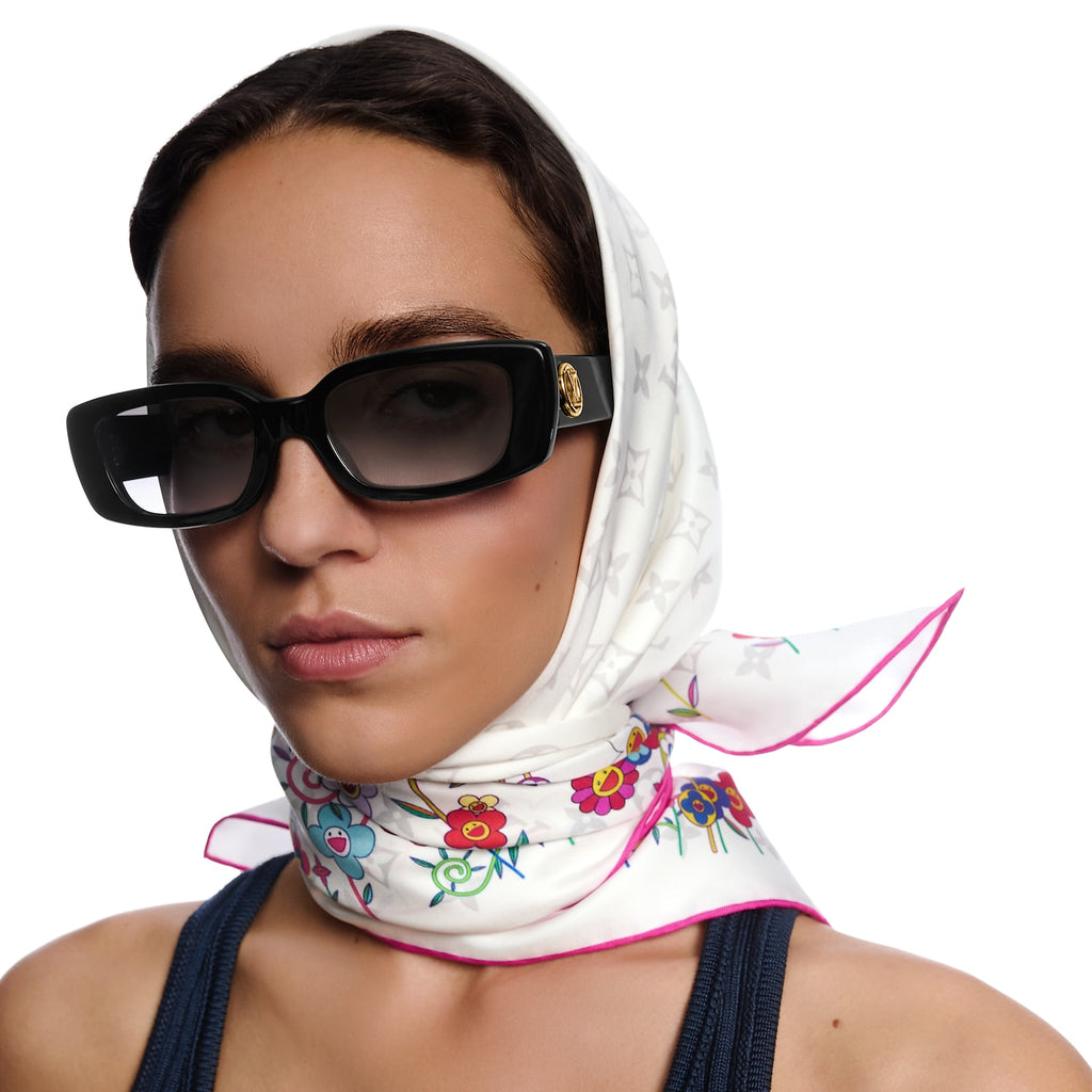 LOUIS VUITTON x MURAKAMI 
Monogram Superflat Flowers Square 90