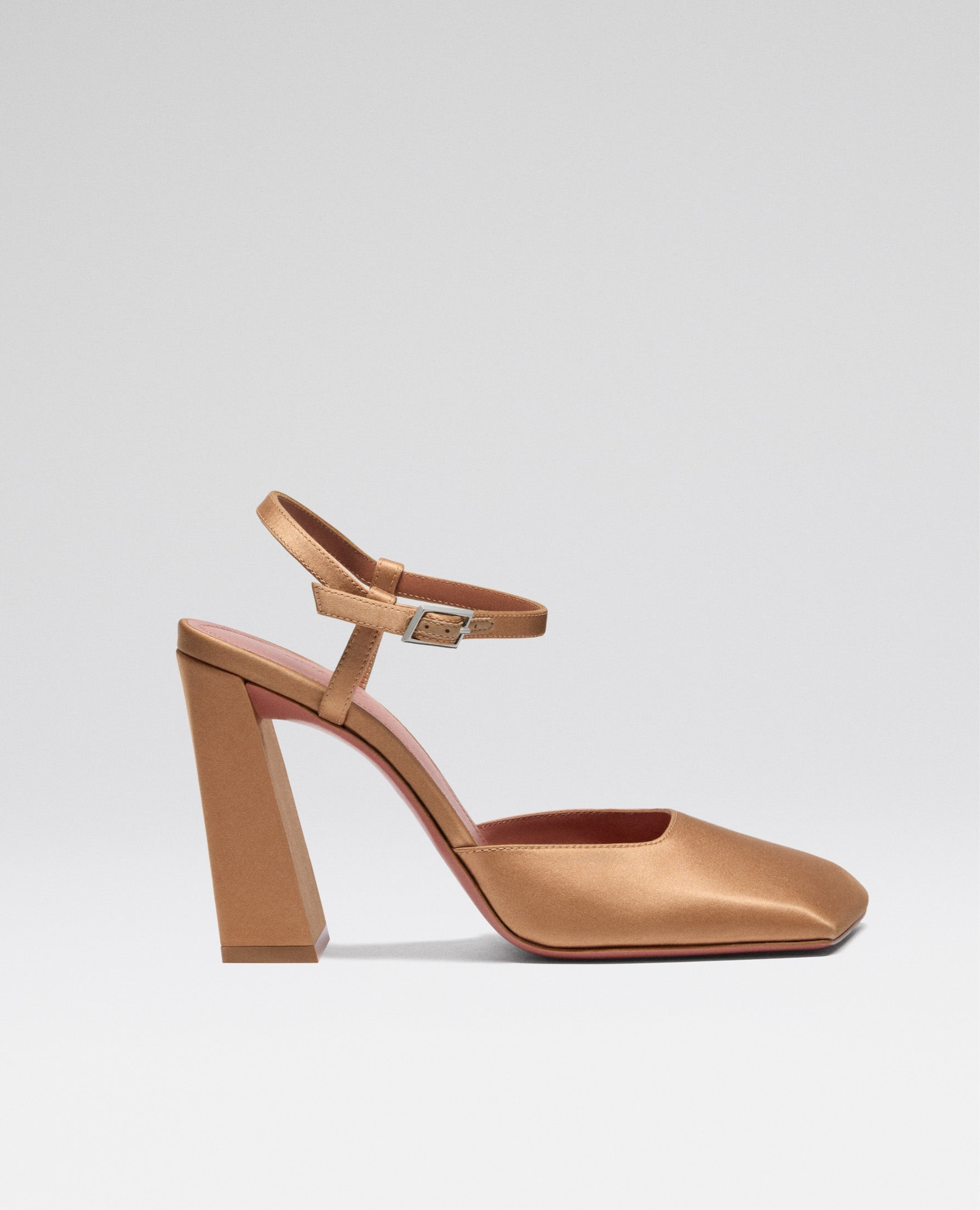 AMINA MUADDI CHARLOTTE PUMP