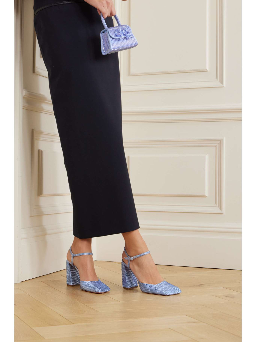 AMINA MUADDI CHARLOTTE CRYSTAL PUMP