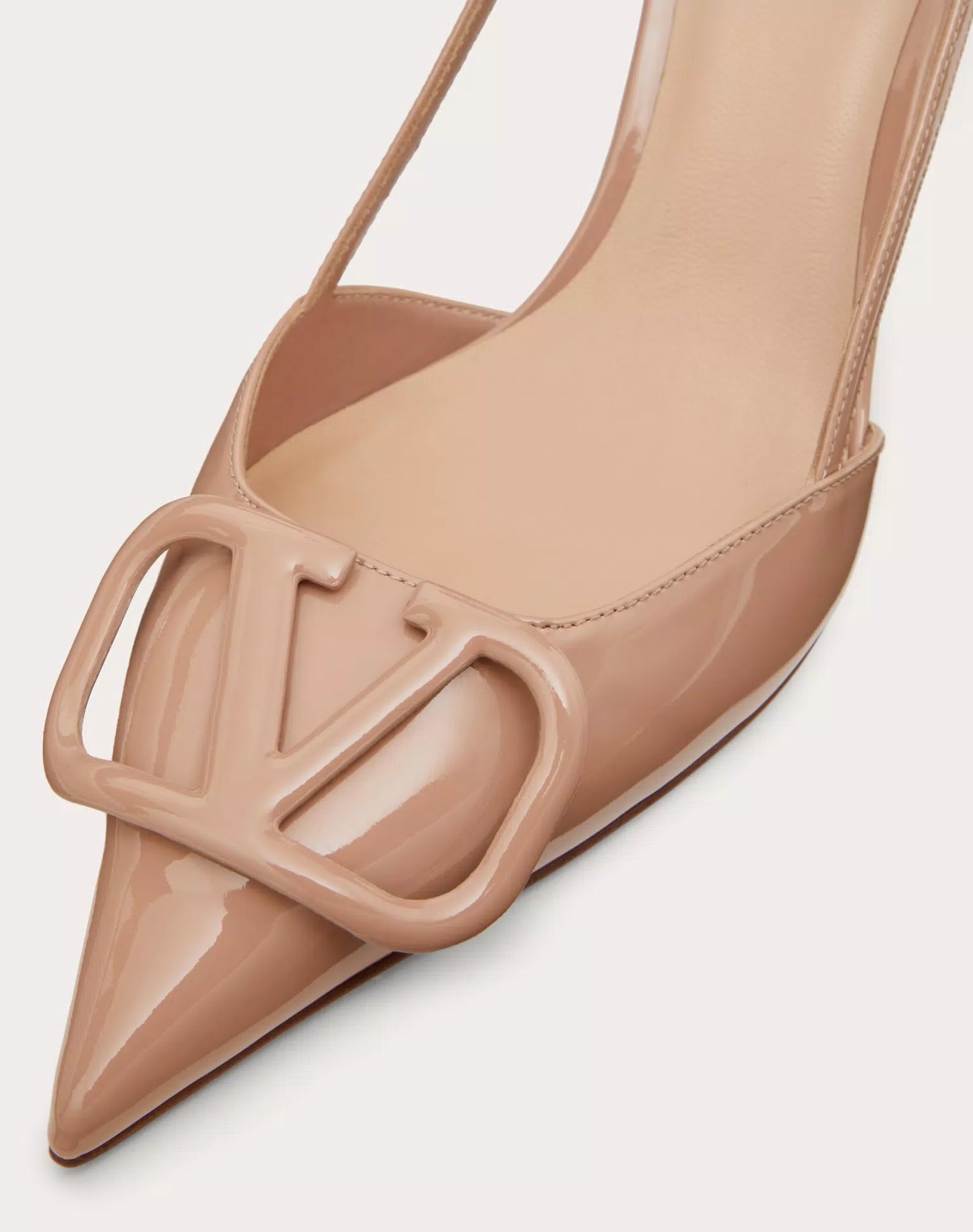 VALENTINO VLOGO SIGNATURE PATENT LEATHER SLINGBACK PUMP 80MM