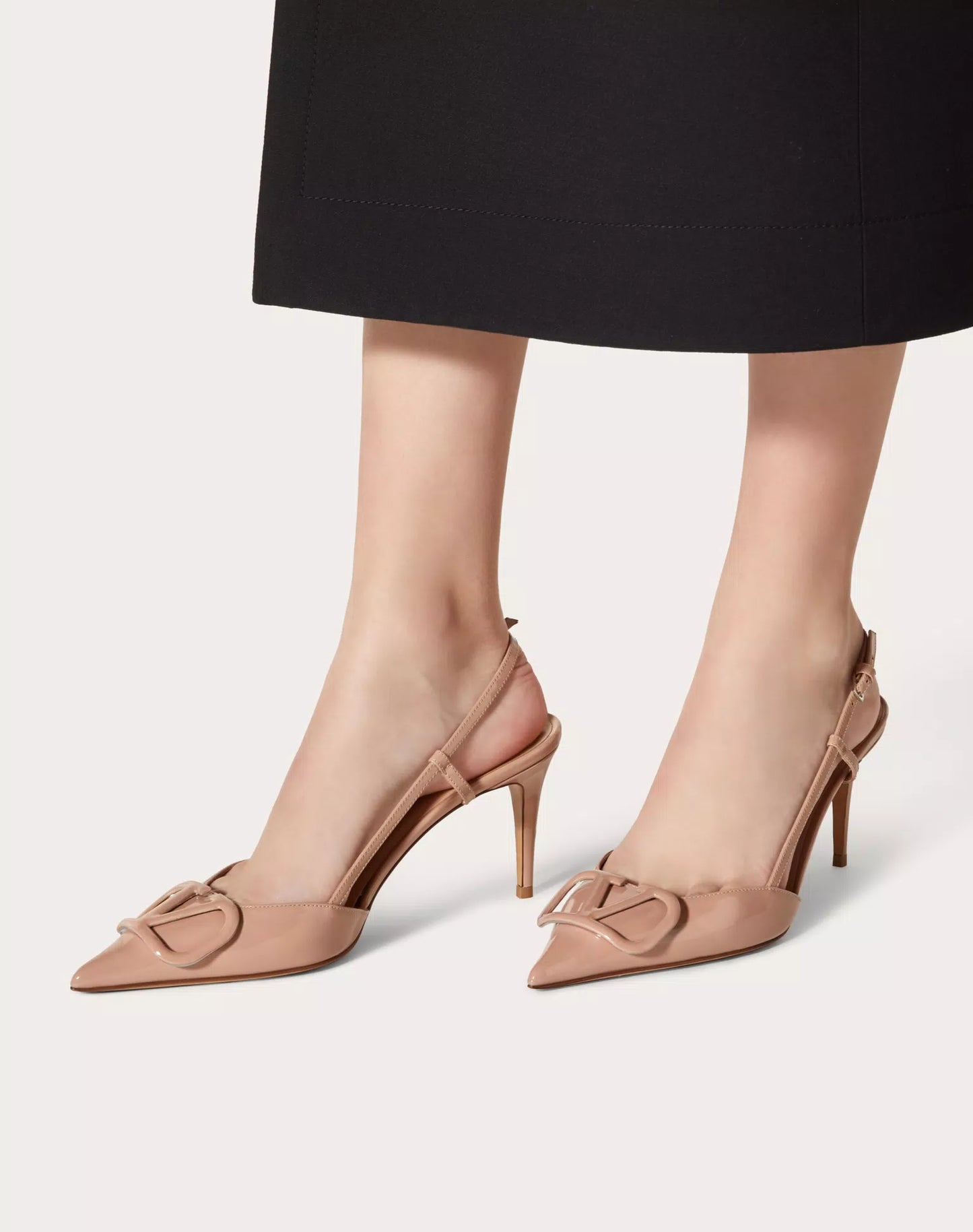 VALENTINO VLOGO SIGNATURE PATENT LEATHER SLINGBACK PUMP 80MM